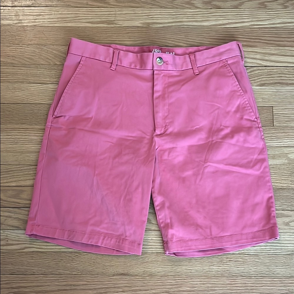 Izod Saltwater Pink Shorts Size 32